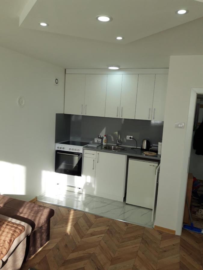 Apartamento Stan Na Dan Simikic Bijeljina Exterior foto