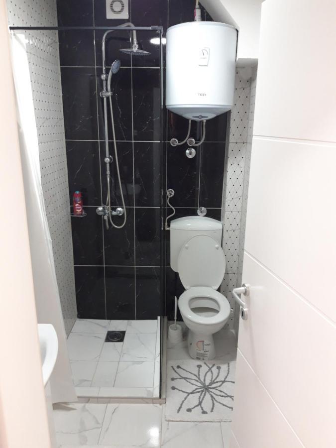 Apartamento Stan Na Dan Simikic Bijeljina Exterior foto